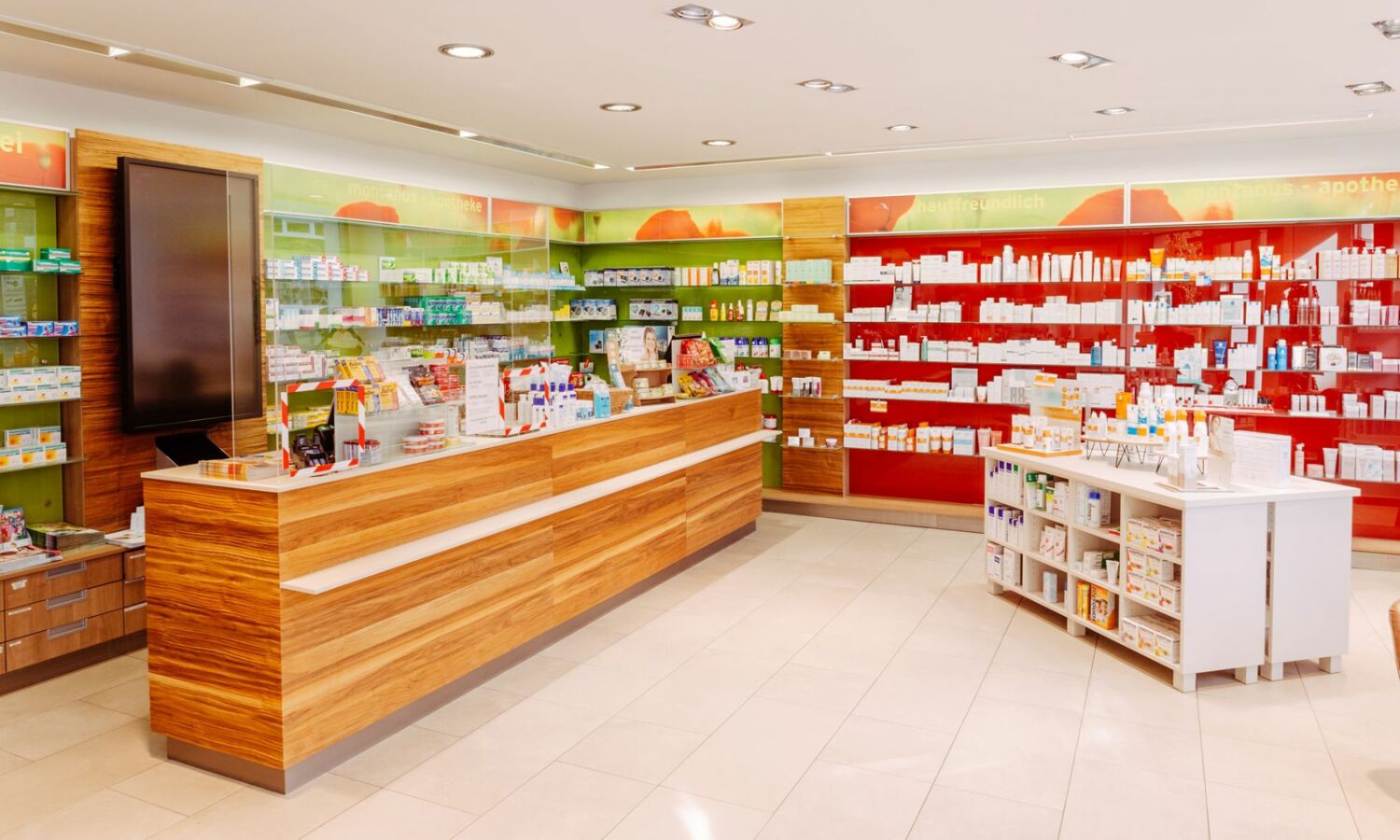 Montanus Apotheke Tresen